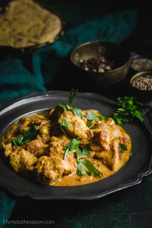Indyjskie curry  z kurczakiem i jogurtem - Murgh Kari
