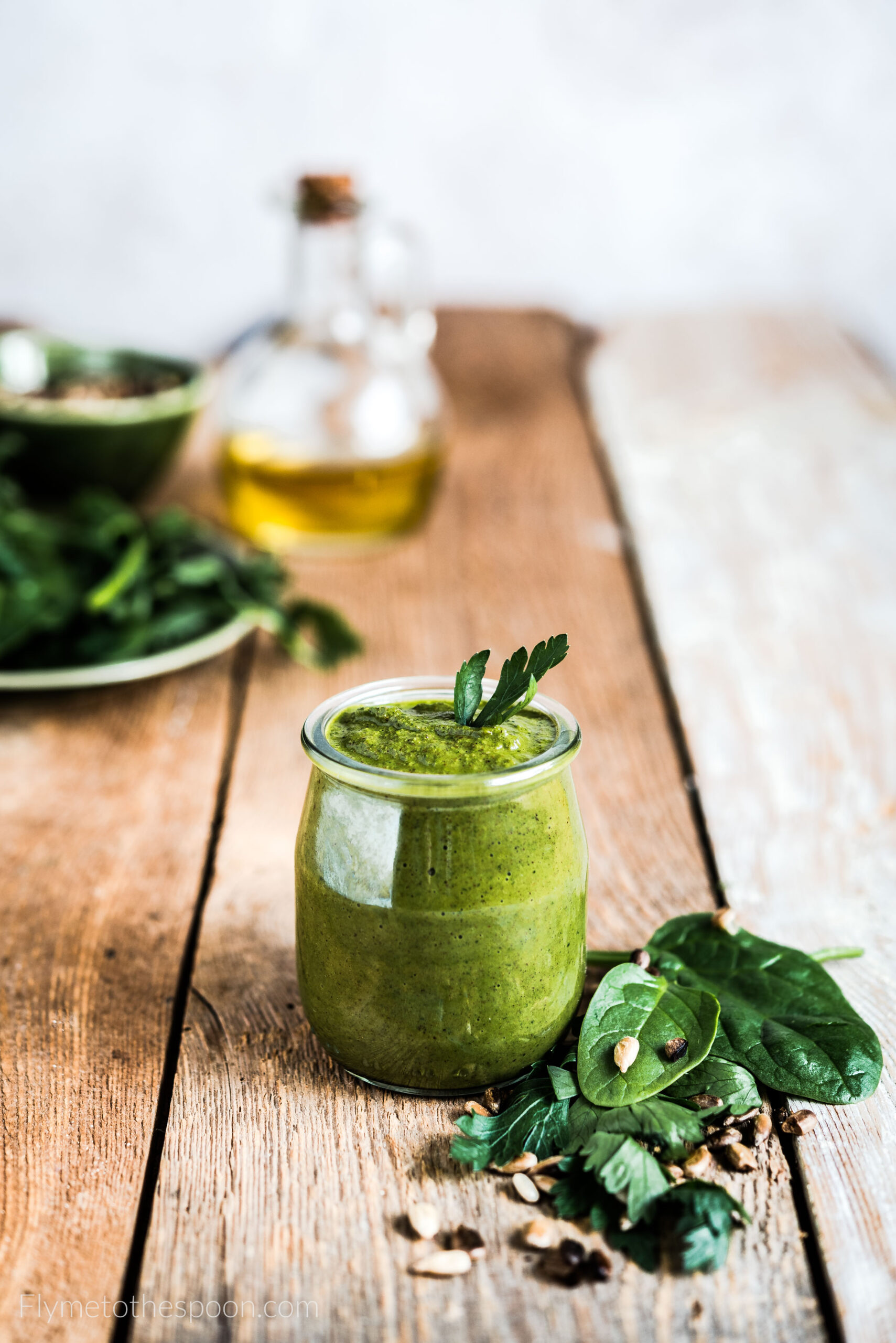 Pesto szpinakowo - pietruszkowe ze słonecznikiem
